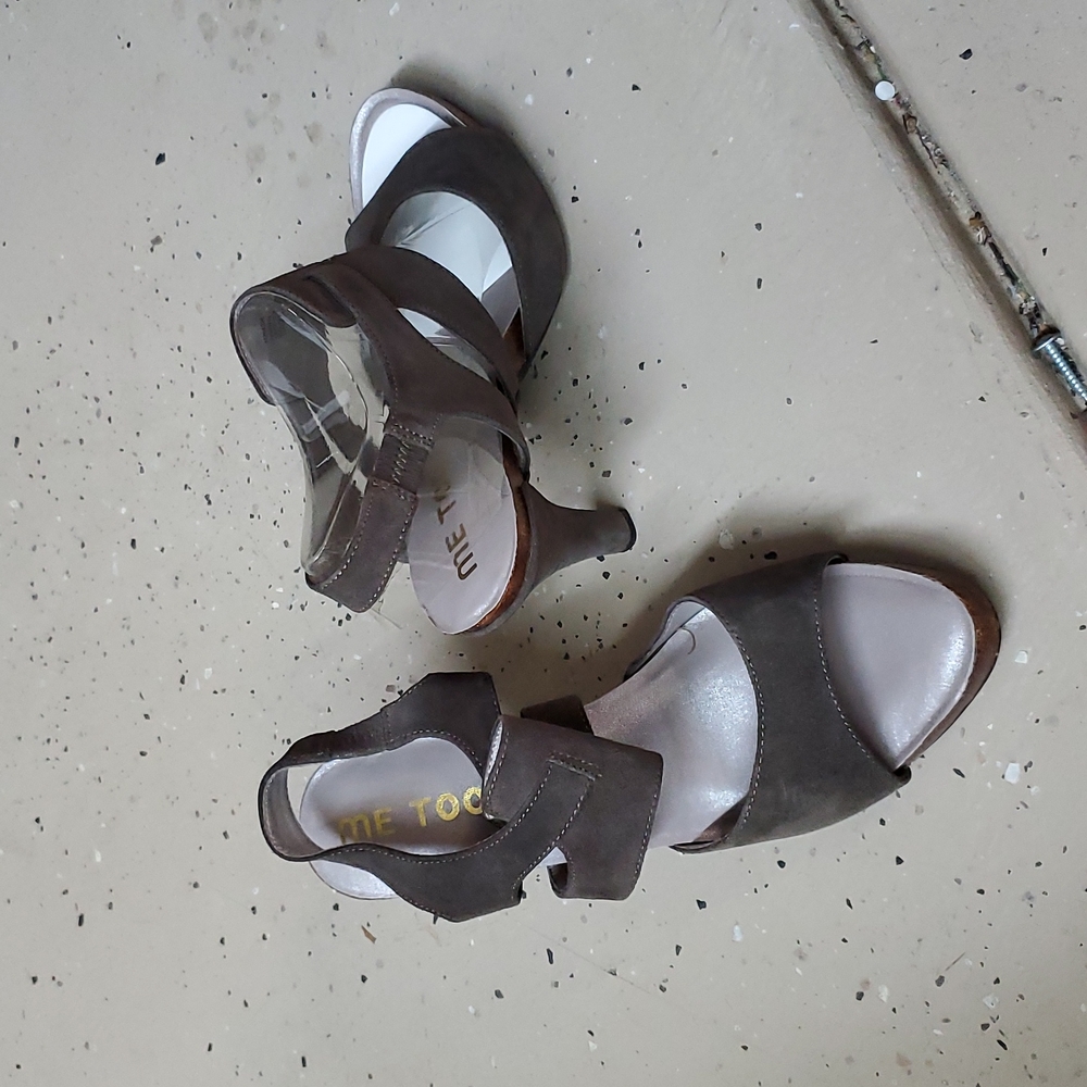 Womens shoes